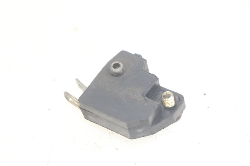 photo de WŁĄCZNIK ŚWIATEŁ STOP PRAWY MOTRAC URBAN 4T 50 (2016 - 2024) - Zoom stanu zużycia