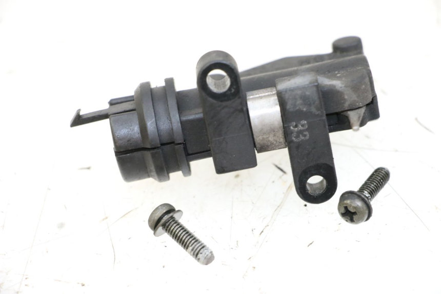 photo de WŁĄCZNIK ŚWIATEŁ STOP PRAWY YAMAHA XJ600 XJ DIVERSION 600 (1992 - 1997) - Szczegół części