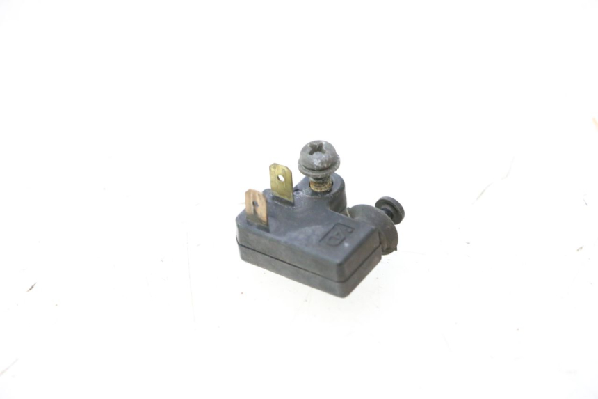 photo de PRAWO WYŁĄCZNIK ŚWIATEŁ STOP YAMAHA XP T-MAX ABS 500 (2005 - 2005) - Widok główny