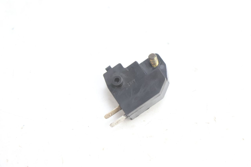 photo de STYK ŚWIATEŁ STOP PRAWY KAWASAKI ZX-6R ZX6R 600 (2000 - 2002) - Zoom stanu zużycia