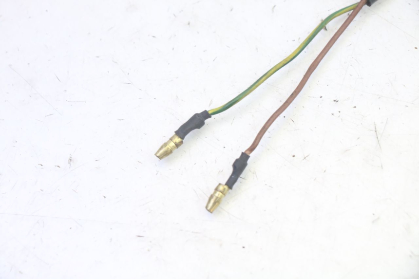 photo de Włącznik światła stopu lewy MBK BOOSTER SPIRIT 50 (2004 - 2017) - Inny kąt widzenia