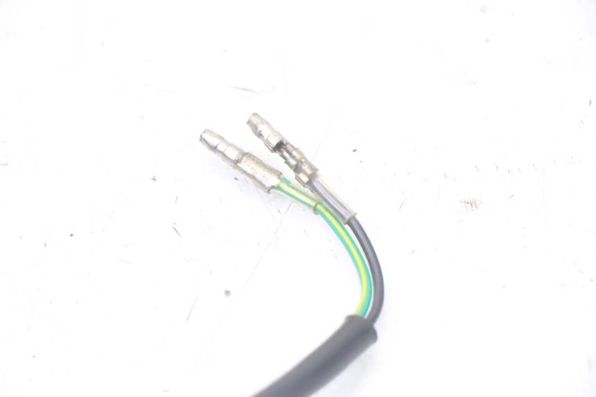 photo de Włącznik światła stop lewy HONDA SCV LEAD 100 (2003 - 2007) - Zoom stanu zużycia