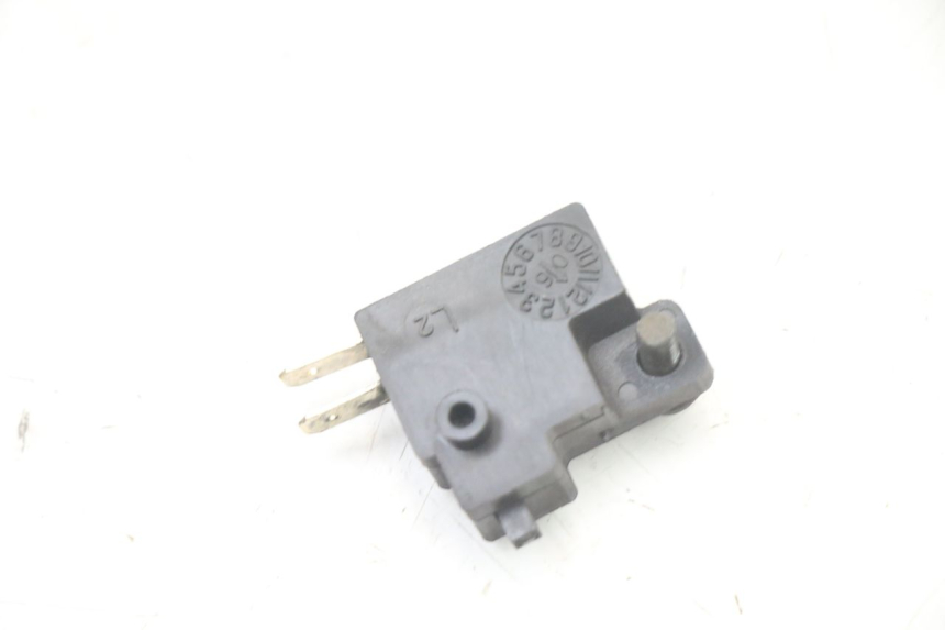 photo de Włącznik światła stop lewy KYMCO XCITING 500 (2007 - 2010) - Inny kąt widzenia