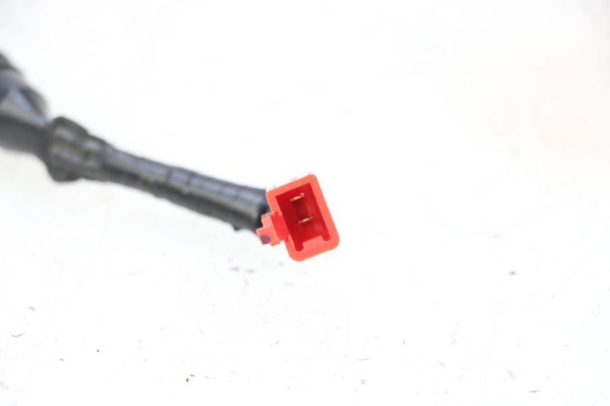 photo de Włącznik światła stopu lewy YAMAHA NEO'S CORE 1 (2022 - 2026) - Zoom stanu zużycia