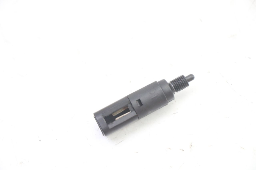 photo de Włącznik światła stopu lewy GILERA RUNNER SP 50 (2006 - 2008) - Szczegół części