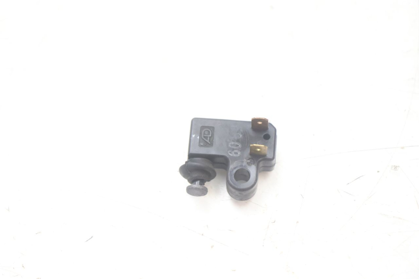 photo de Włącznik światła stopu lewy YAMAHA XMAX X-MAX 125 (2006 - 2009) - Szczegół części