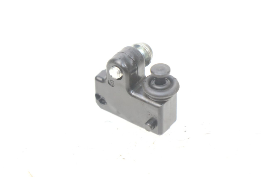 photo de Włącznik światła stop lewy YAMAHA XP T-MAX TMAX ABS 530 (2012 - 2015) - Zoom stanu zużycia