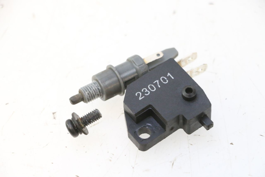 photo de WYŁĄCZNIK ŚWIATEŁ STOP PEUGEOT KISBEE 4T 50 (2023 - 2026) - Widok główny