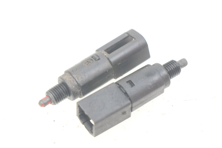 photo de Włącznik światła stopu PIAGGIO LIBERTY 4T 50 (2004 - 2008) - Widok główny