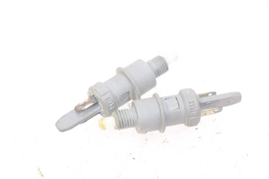 photo de Włącznik światła stopu PEUGEOT LUDIX 50 (2005 - 2007) - Widok główny