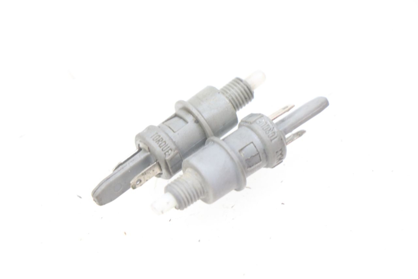 photo de Włącznik światła stopu PEUGEOT LUDIX 50 (2008 - 2017) - Widok główny