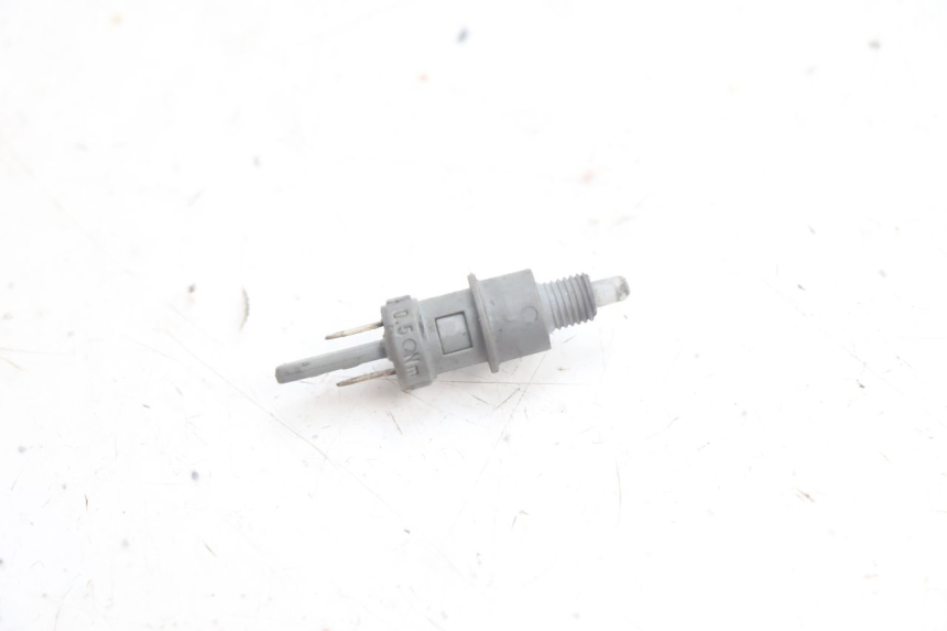 photo de WYŁĄCZNIK ŚWIATEŁ STOP PEUGEOT LUDIX PRO 2T 50 (2010 - 2017) - Szczegół części