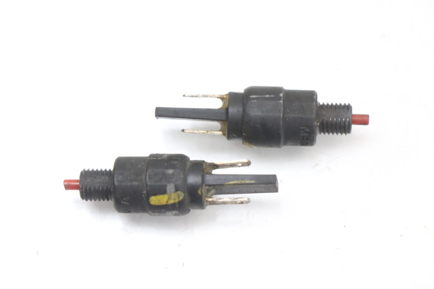 photo de Włącznik światła stopu PIAGGIO NEW TYPHOON 50 (2018 - 2021) - Widok główny