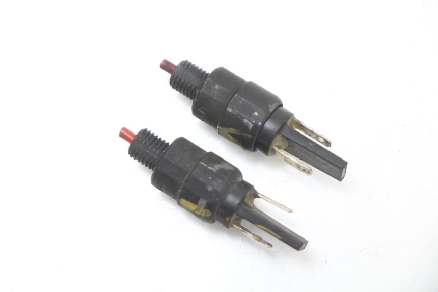 photo de Włącznik światła stopu PIAGGIO NEW TYPHOON 50 (2018 - 2021) - Szczegół części