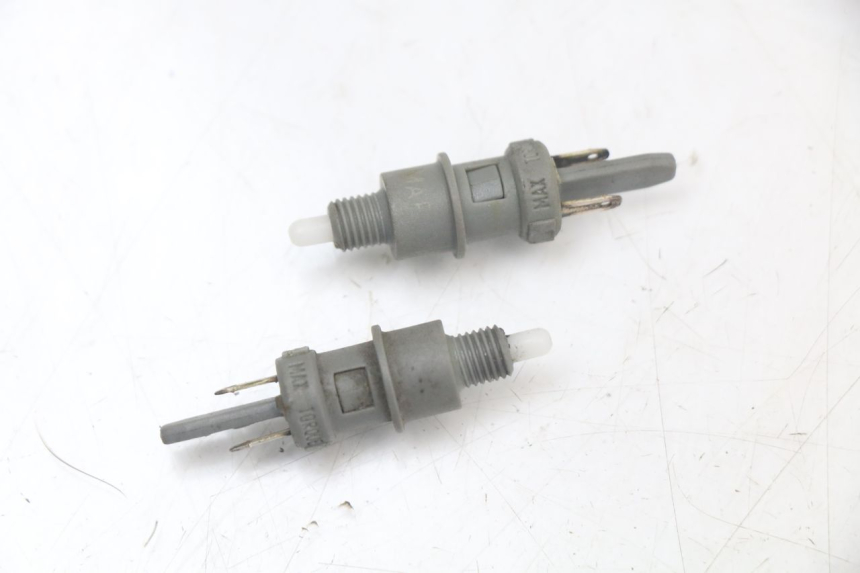 photo de Włącznik światła stopu PEUGEOT LUDIX 50 (2005 - 2007) - Widok główny