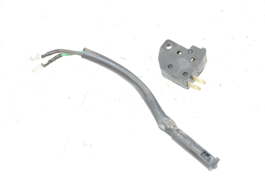 photo de Włącznik światła stopu PEUGEOT TWEET 4T 50 (2014 - 2019) - Szczegół części