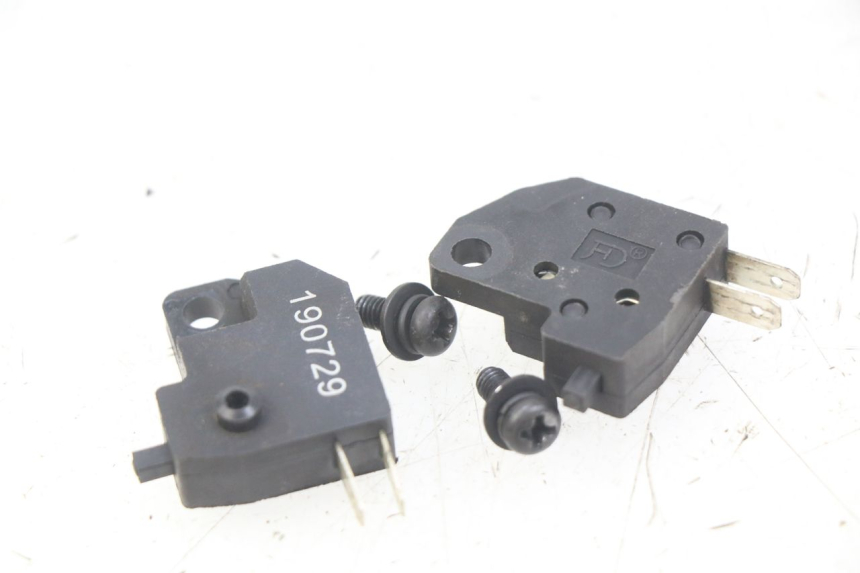 photo de Włącznik światła stopu LVNENG S5 1 (2019 - 2023) - Widok główny