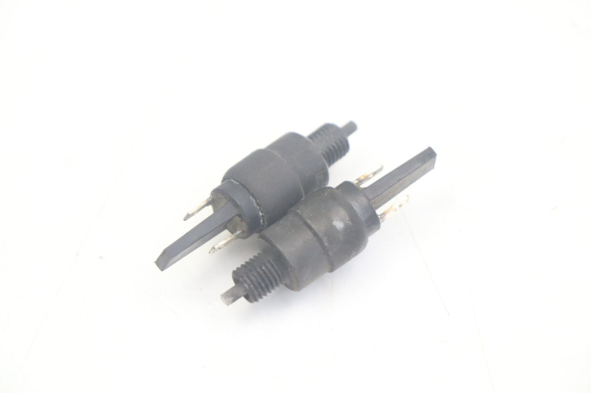 photo de Włącznik światła stopu APRILIA SCARABEO 100 (2003 - 2012) - Widok główny