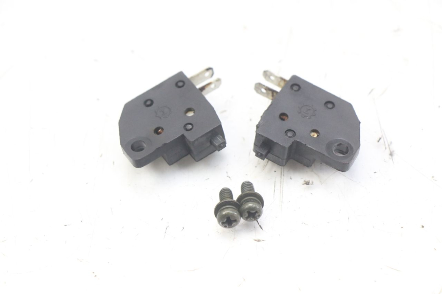 photo de Włącznik światła stopu RAZZO STEED 125 (2012 - 2018) - Widok główny