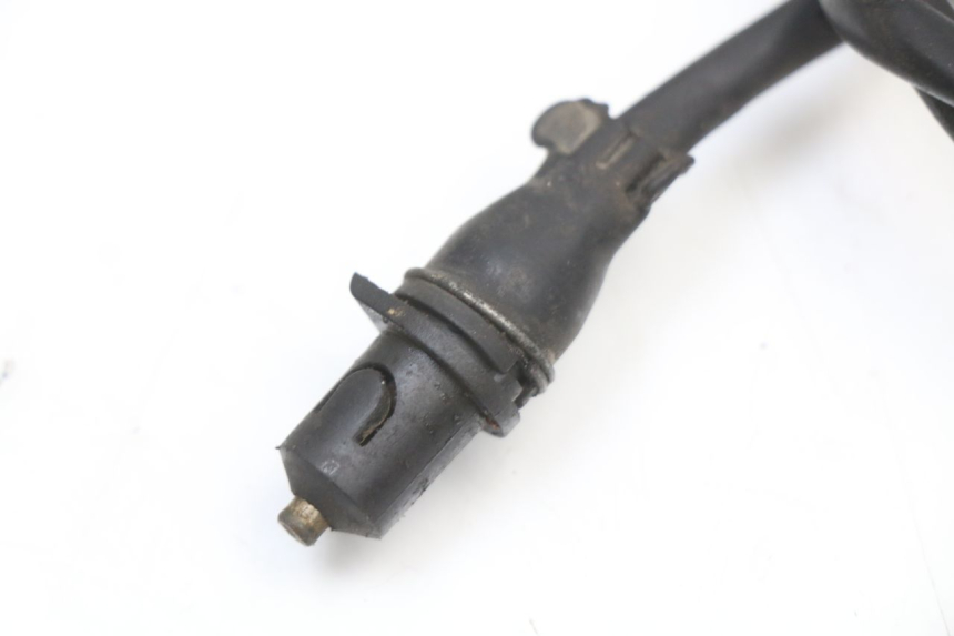 photo de Włącznik światła stopu CAGIVA SUPER CITY 125 (1992 - 1997) - Zoom stanu zużycia