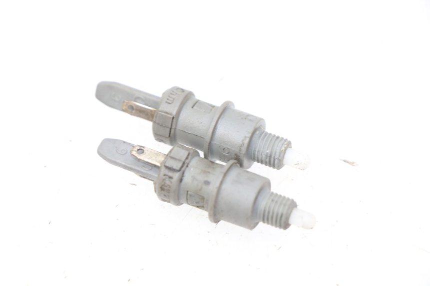 photo de Włącznik światła stopu PEUGEOT VIVACITY 50 (1998 - 2003) - Widok główny