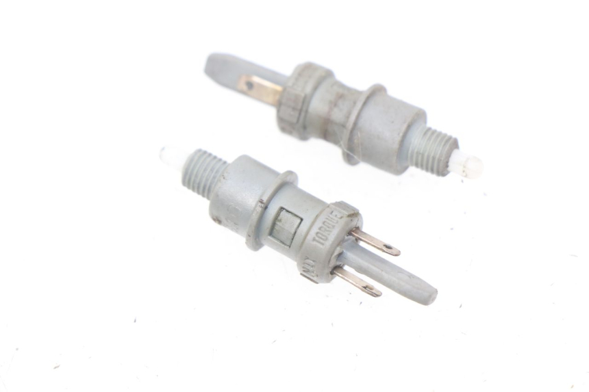 photo de Włącznik światła stopu PEUGEOT VIVACITY 50 (1998 - 2003) - Szczegół części