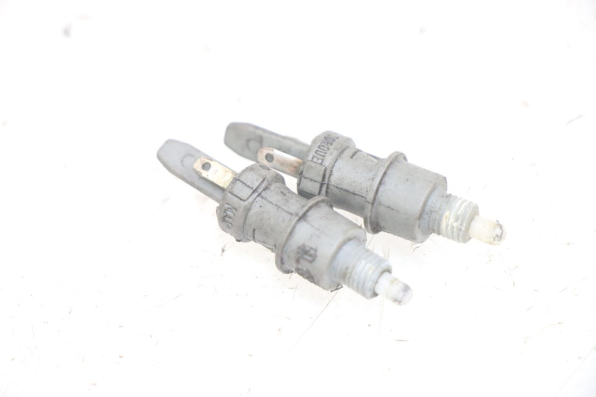 photo de Włącznik światła stopu PIAGGIO X9 125 (2000 - 2003) - Widok główny