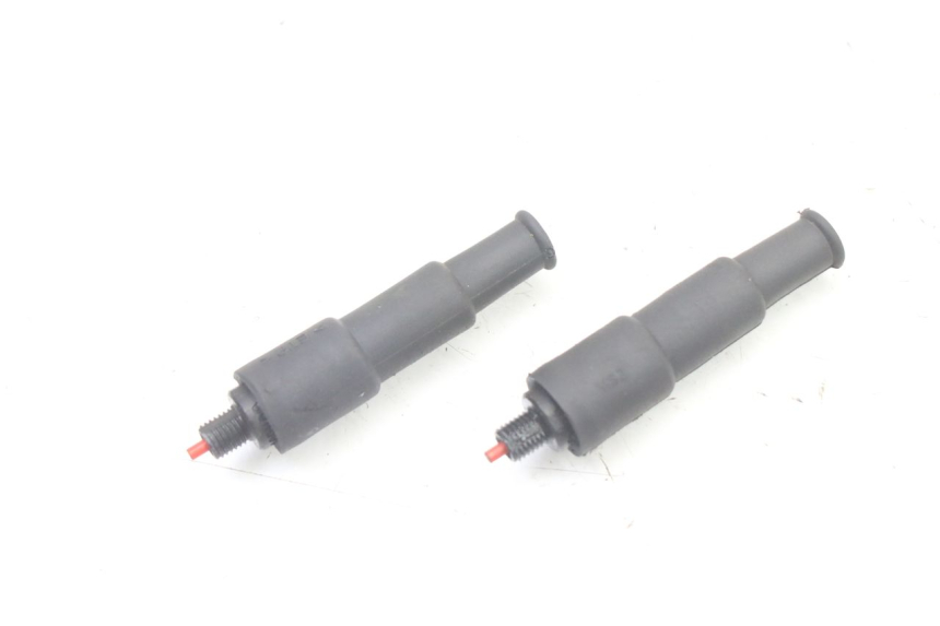 photo de Włącznik światła stopu PIAGGIO XEVO - X EVO 125 (2007 - 2017) - Widok główny