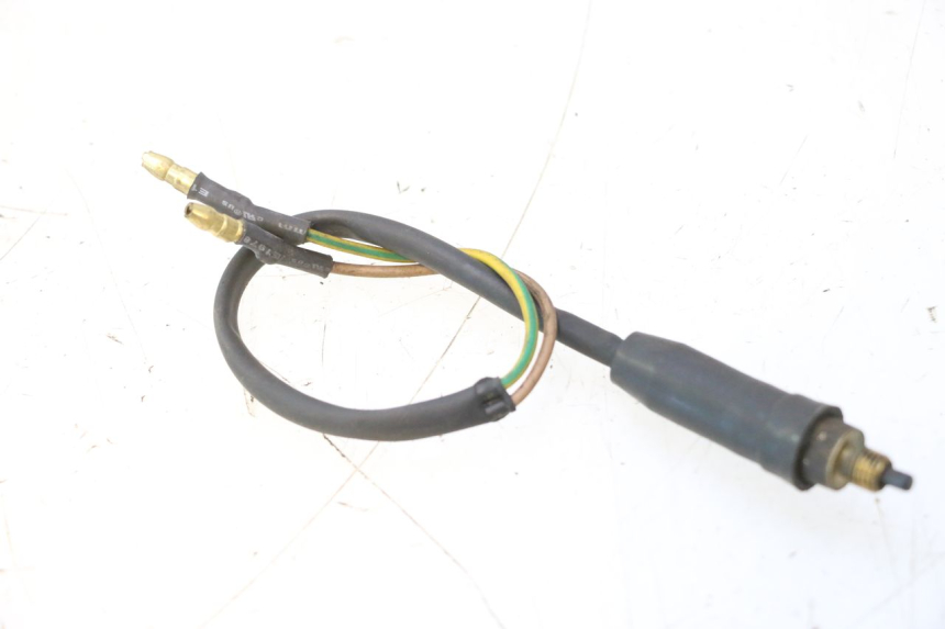 photo de Włącznik światła stopu YAMAHA YP MAJESTY 125 (2007 - 2010) - Szczegół części