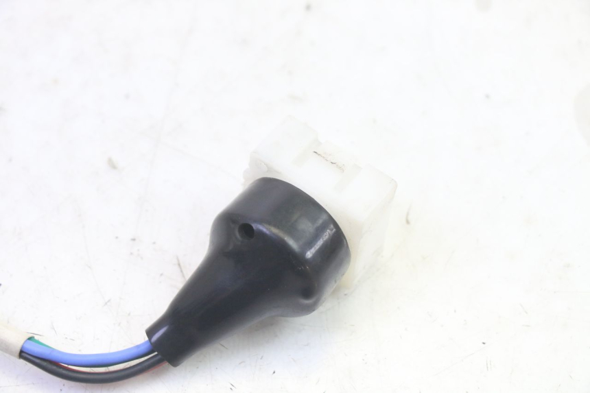 photo de WYŁĄCZNIK ZAPŁONU ADIVA AD3 300 (2014 - 2020) - Zbliżenie techniczne