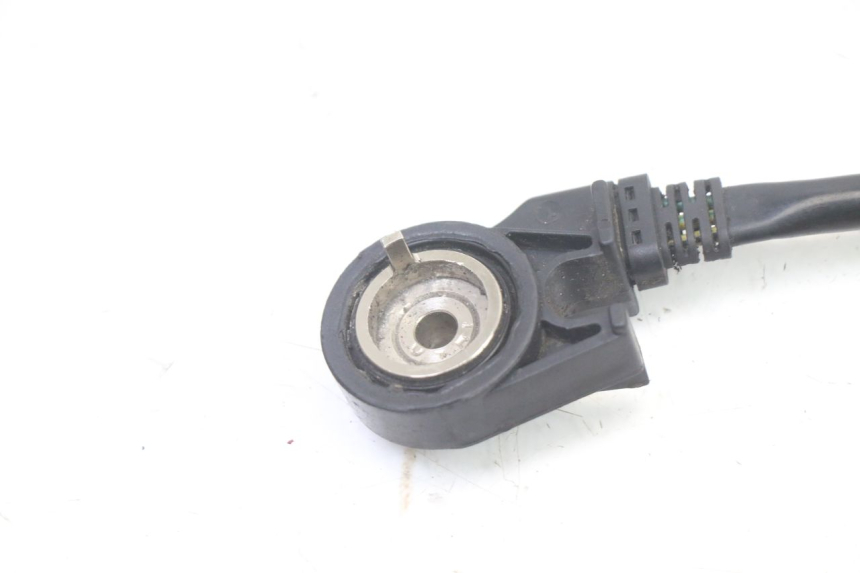 photo de WYŁĄCZNIK STOPKI PODPOROWEJ KYMCO DINK STREET 125 (2009 - 2014) - Inny kąt widzenia