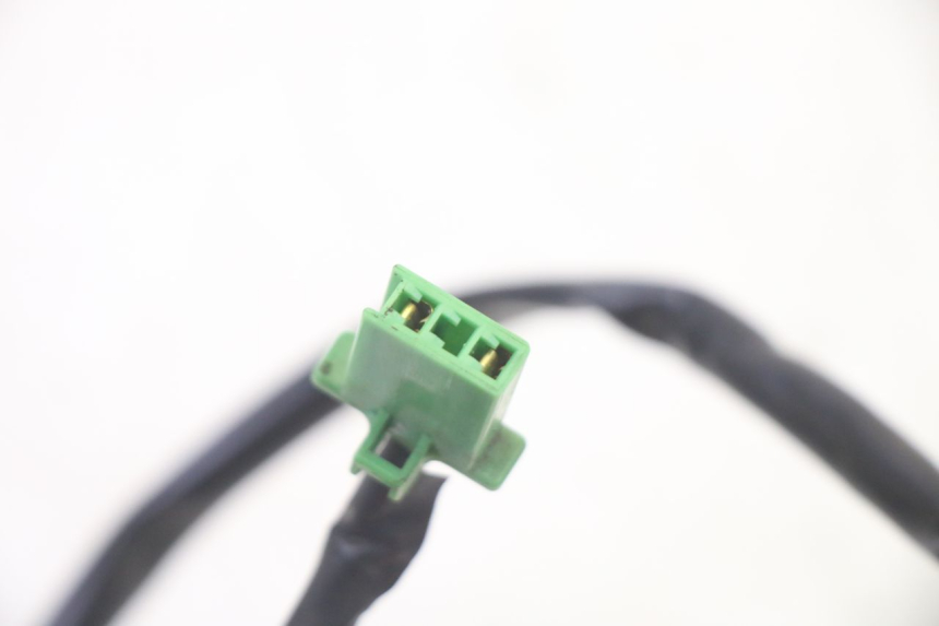 photo de WYŁĄCZNIK STOPKI PODPOROWEJ HONDA FES S-WING SWING ABS 125 (2007 - 2015) - Zbliżenie techniczne