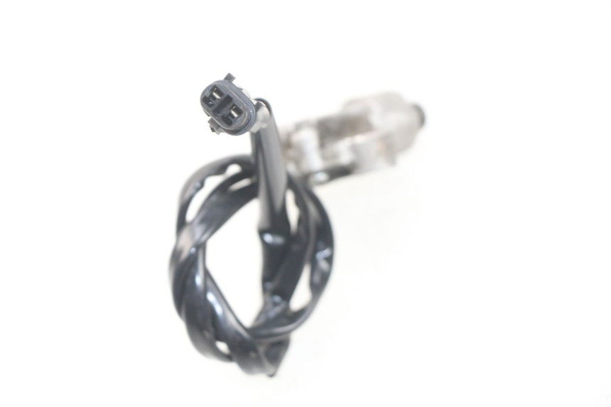 photo de WYŁĄCZNIK STOPKI PODPOROWEJ MBK FLIPPER 115 (2013 - 2017) - Zoom stanu zużycia