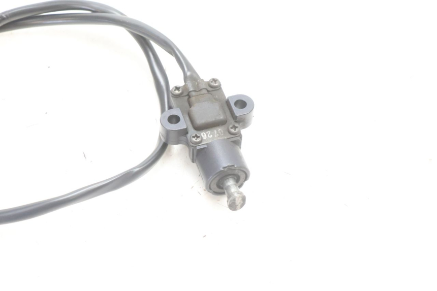photo de WYŁĄCZNIK STOPKI PODPÓRKI YAMAHA FZ8 800 (2010 - 2016) - Zbliżenie techniczne