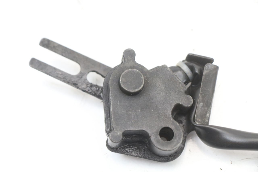 photo de WYŁĄCZNIK STOPKI PODPOROWEJ KAWASAKI NINJA 400 (2018 - 2023) - Zoom stanu zużycia