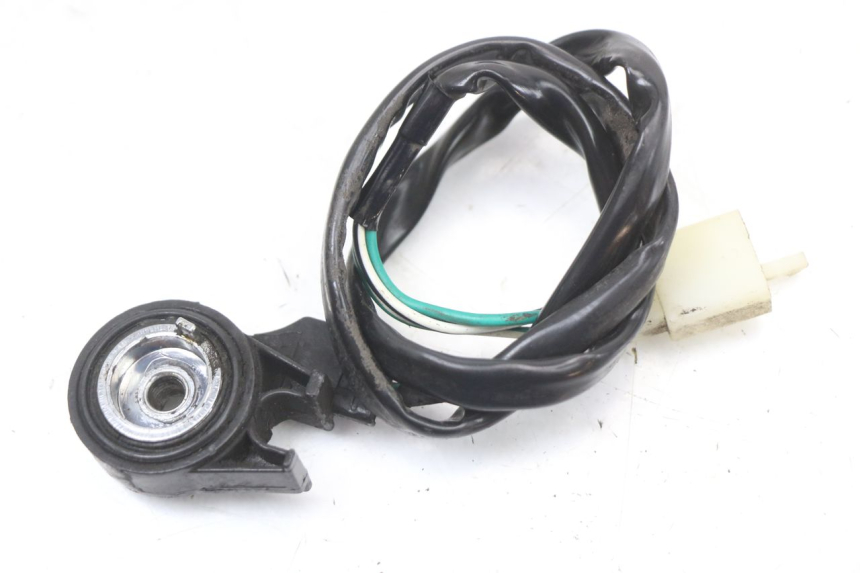 photo de WYŁĄCZNIK STOPKI PODPÓRKI JM MOTORS OLDIES 4T 50 (2010 - 2020) - Zoom stanu zużycia