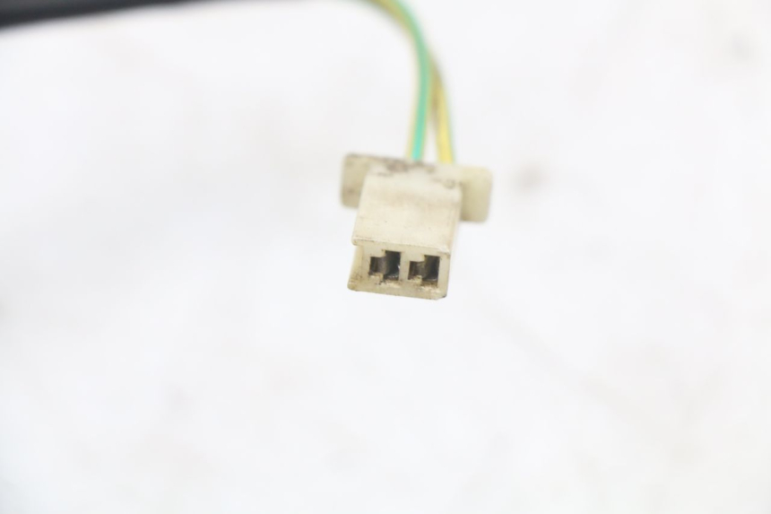 photo de WYŁĄCZNIK STOPKI PODPOROWEJ PEUGEOT DJANGO 125 (2014 - 2017) - Zbliżenie techniczne