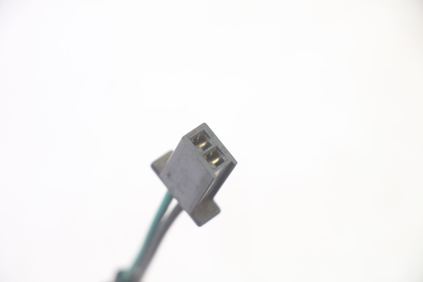 photo de WYŁĄCZNIK STOPKI PODPOROWEJ DAELIM S1 125 (2007 - 2016) - Zbliżenie techniczne