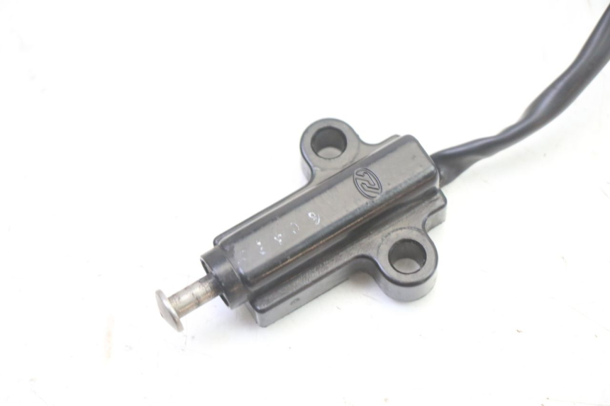 photo de WYŁĄCZNIK STOPKI PODPÓRKI PEUGEOT SATELIS 250 (2006 - 2012) - Szczegół części