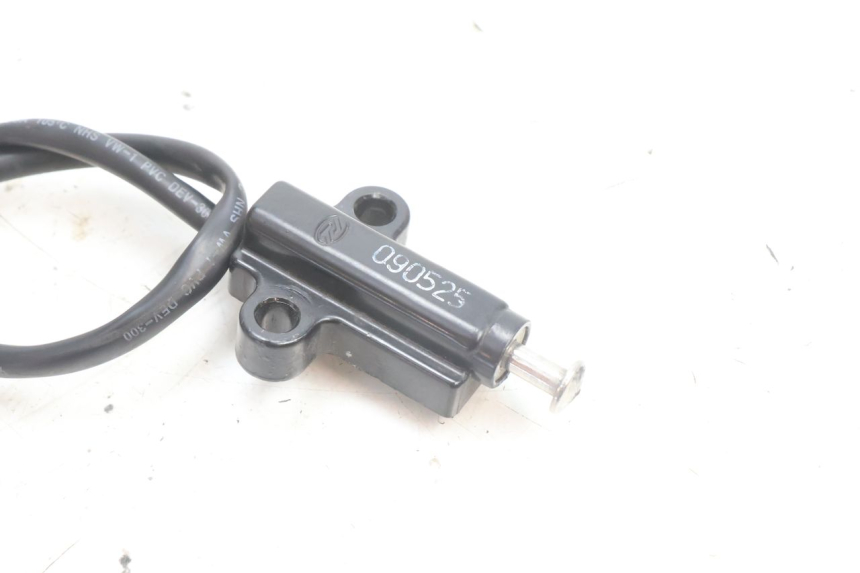 photo de WYŁĄCZNIK STOPKI PODPOROWEJ PEUGEOT SATELIS 125 (2006 - 2009) - Zoom stanu zużycia