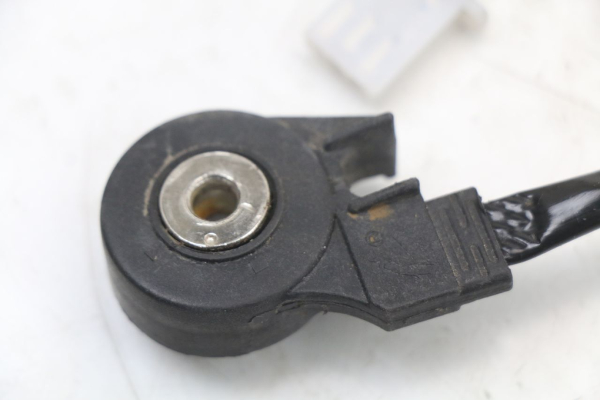 photo de WYŁĄCZNIK STOPKI PODPÓRKI VASTRO STREET X 4T 50 (2016 - 2021) - Zoom stanu zużycia