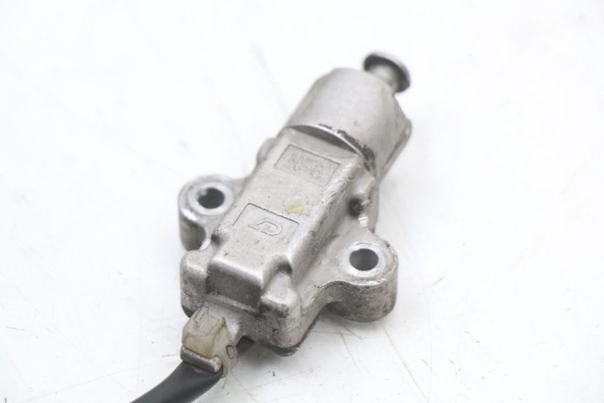 photo de WYŁĄCZNIK STOPKI PODPOROWEJ YAMAHA XMAX X-MAX ABS 125 (2017 - 2020) - Zbliżenie techniczne