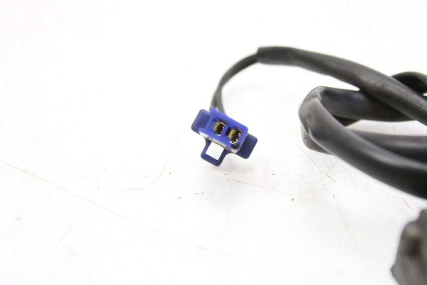 photo de WYŁĄCZNIK STOPKI PODPÓRKI YAMAHA XMAX X-MAX 125 (2006 - 2009) - Zbliżenie techniczne