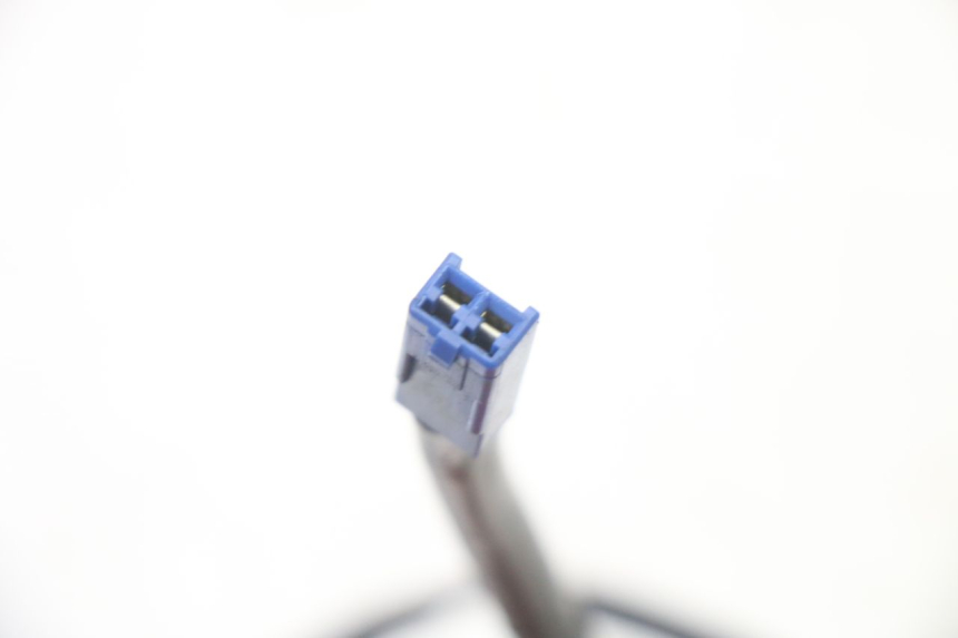 photo de WYŁĄCZNIK STOPKI PODPOROWEJ YAMAHA XJ6 ABS 600 (2008 - 2016) - Zbliżenie techniczne