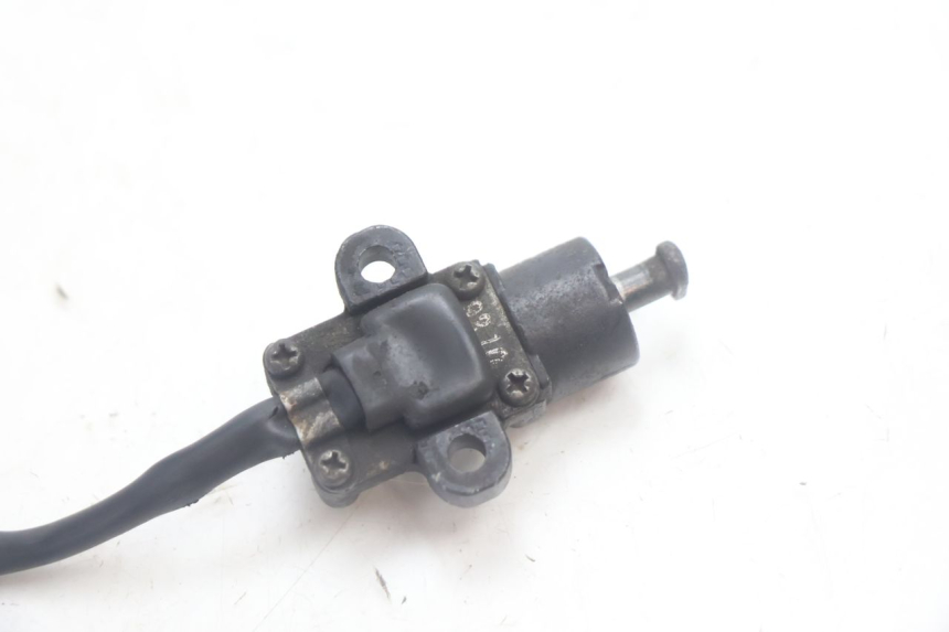 photo de WYŁĄCZNIK STOPKI PODPÓRKI YAMAHA YP MAJESTY 125 (2007 - 2010) - Zbliżenie techniczne