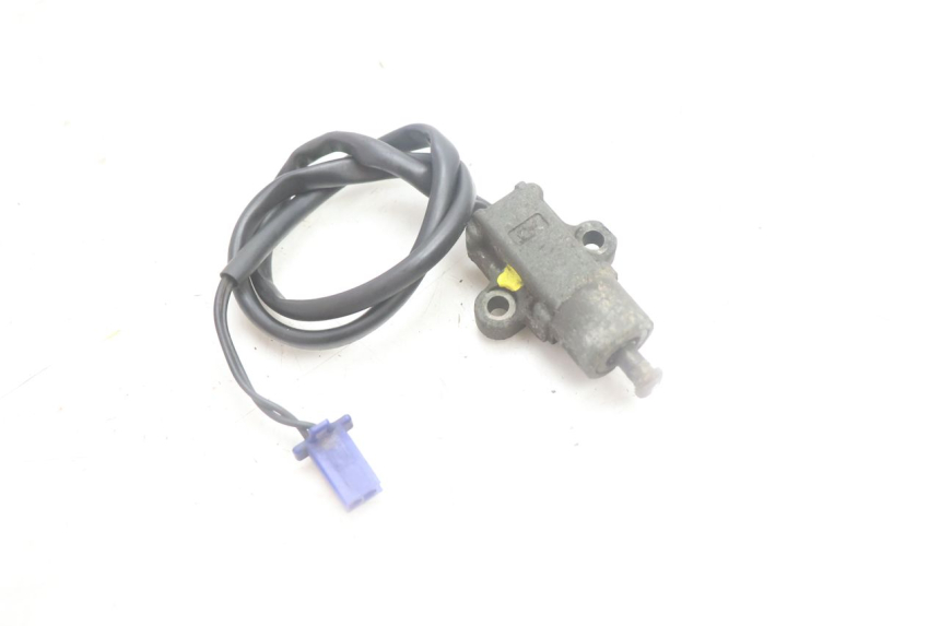 photo de WYŁĄCZNIK STOPKI PODPOROWEJ YAMAHA YP MAJESTY 125 (2002 - 2006) - Zbliżenie techniczne