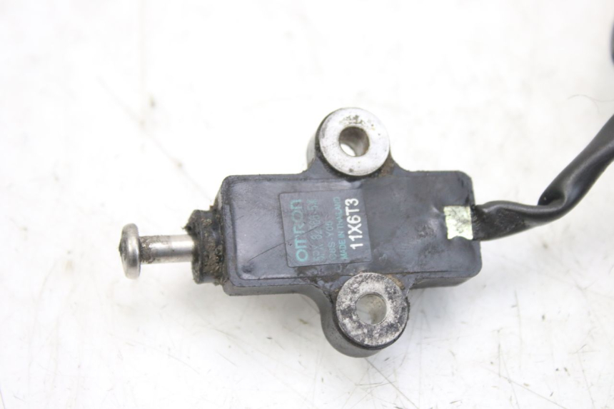 photo de WYŁĄCZNIK STOPKI PODPOROWEJ YAMAHA YZF R1 1000 (2007 - 2008) - Zoom stanu zużycia