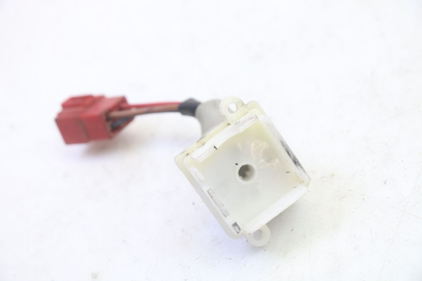 photo de WYŁĄCZNIK ZAPŁONU YAMAHA CYGNUS X INJECTION 125 (2007 - 2013) - Szczegół części