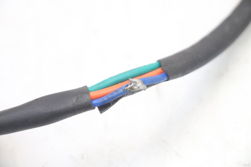 photo de WYŁĄCZNIK ZAPŁONU DERBI SENDA SM DRD X-TREME 50 (2011 - 2017) - Zbliżenie techniczne