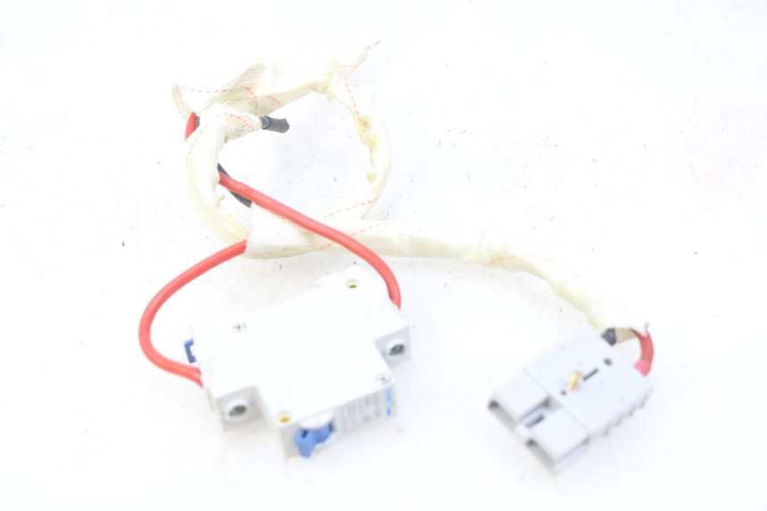 photo de WYŁĄCZNIK ZAPŁONU EFUN E2GO 1 (2017 - 2021) - Inny kąt widzenia